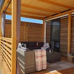 Mobile Homes Karlo & Dino 度假居