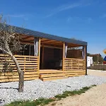 度假居 Mobile Homes Karlo & Dino *