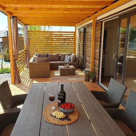 Holiday home Mobile Homes Karlo & Dino Pula