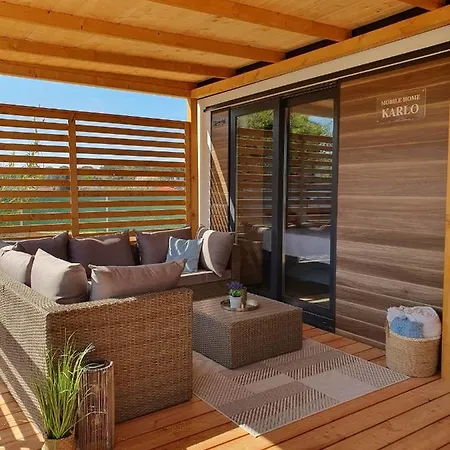 Holiday home Mobile Homes Karlo & Dino *