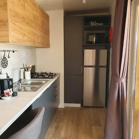 بيت للعطل Mobile Homes Karlo & Dino بولا