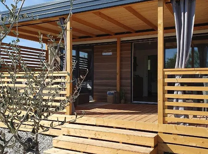 Mobile Homes Karlo & Dino Feriehus *