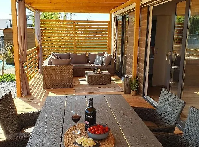 Vakantiehuis Mobile Homes Karlo & Dino Pula