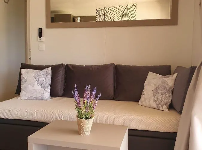 Mobile Homes Karlo & Dino Vakantiehuis