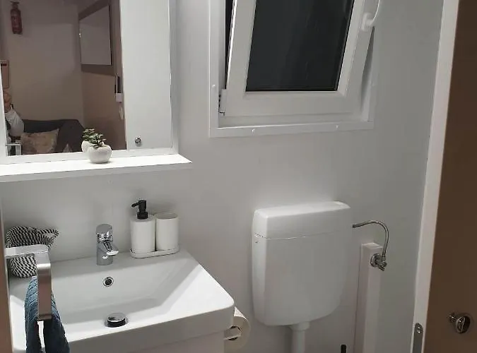 Mobile Homes Karlo & Dino *