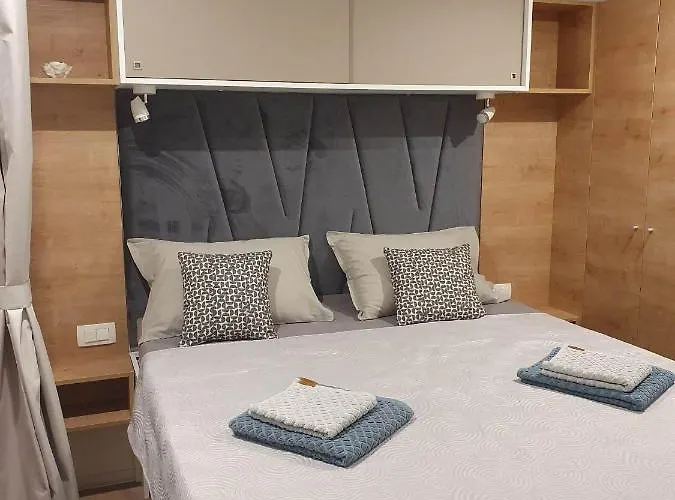 Mobile Homes Karlo & Dino Сasa de vacaciones *